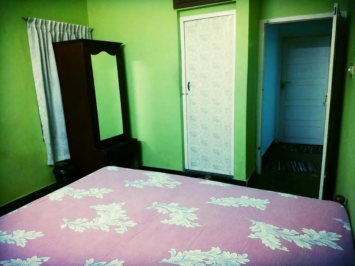 شقة Kochi  في لافيندير هوم ستاي 0*,